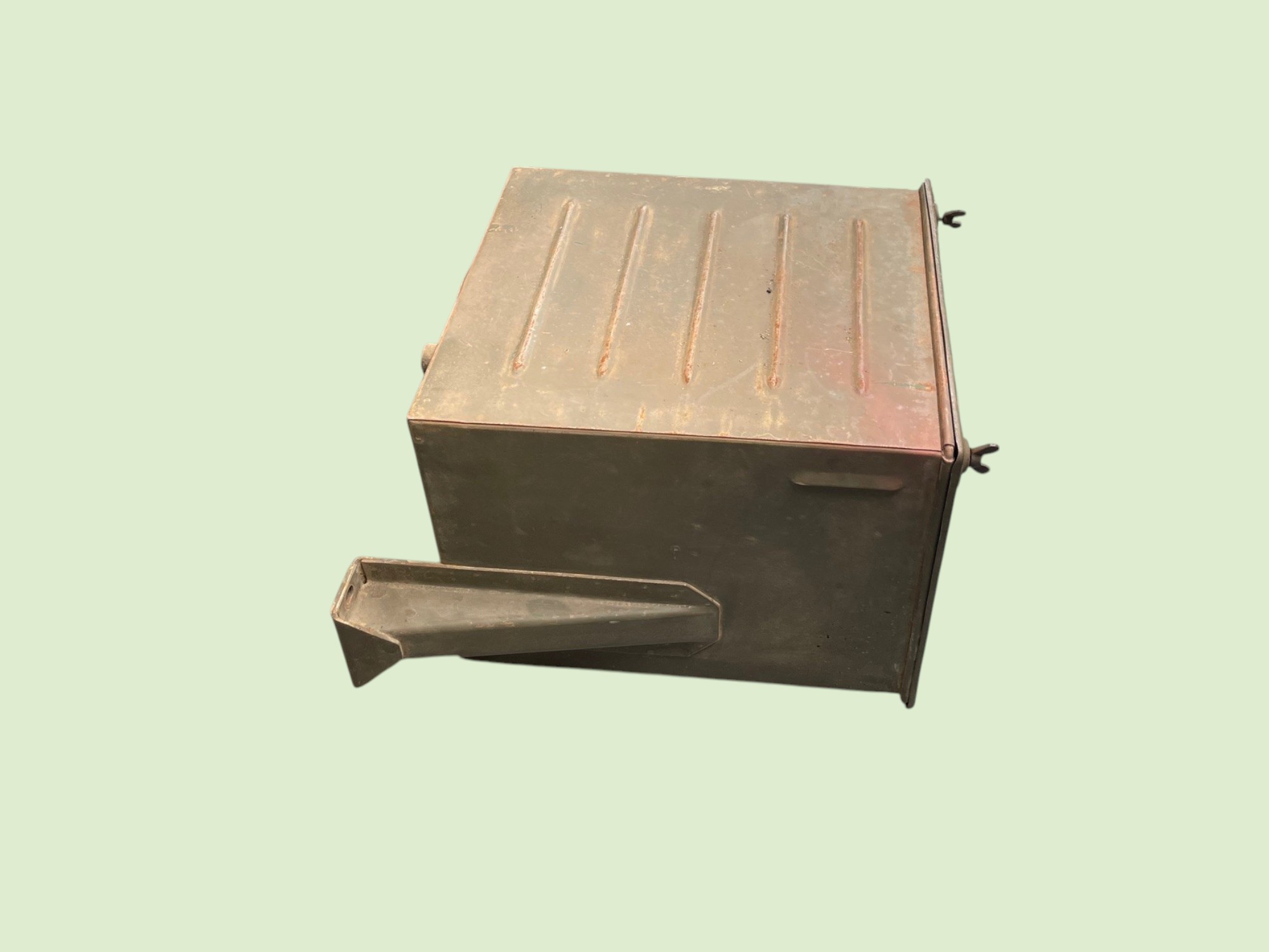 Batteriekasten 404 gebraucht - Accubak3 photoroom - 10280U