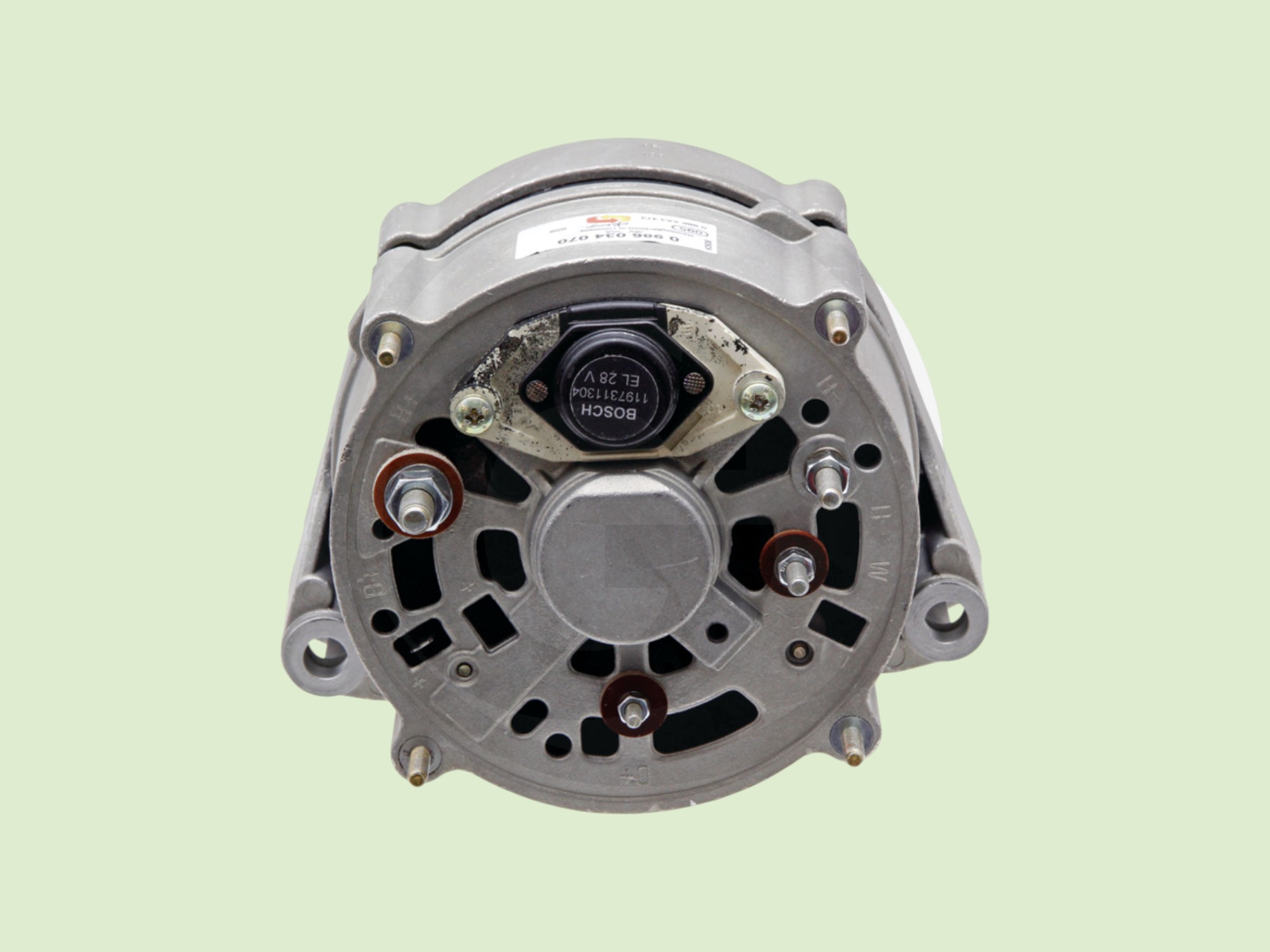 Dynamo 24 volt - Dynamo24v210623u photoroom - 10623U