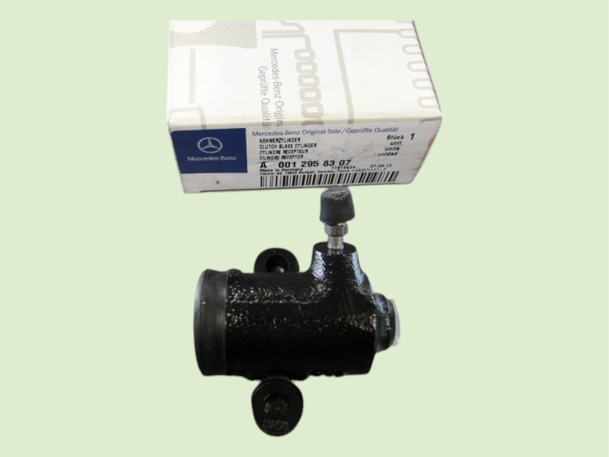 Koppelingscilinder MB Trac - Koppelingscilindermbtrac10012958307u - 0012958307U