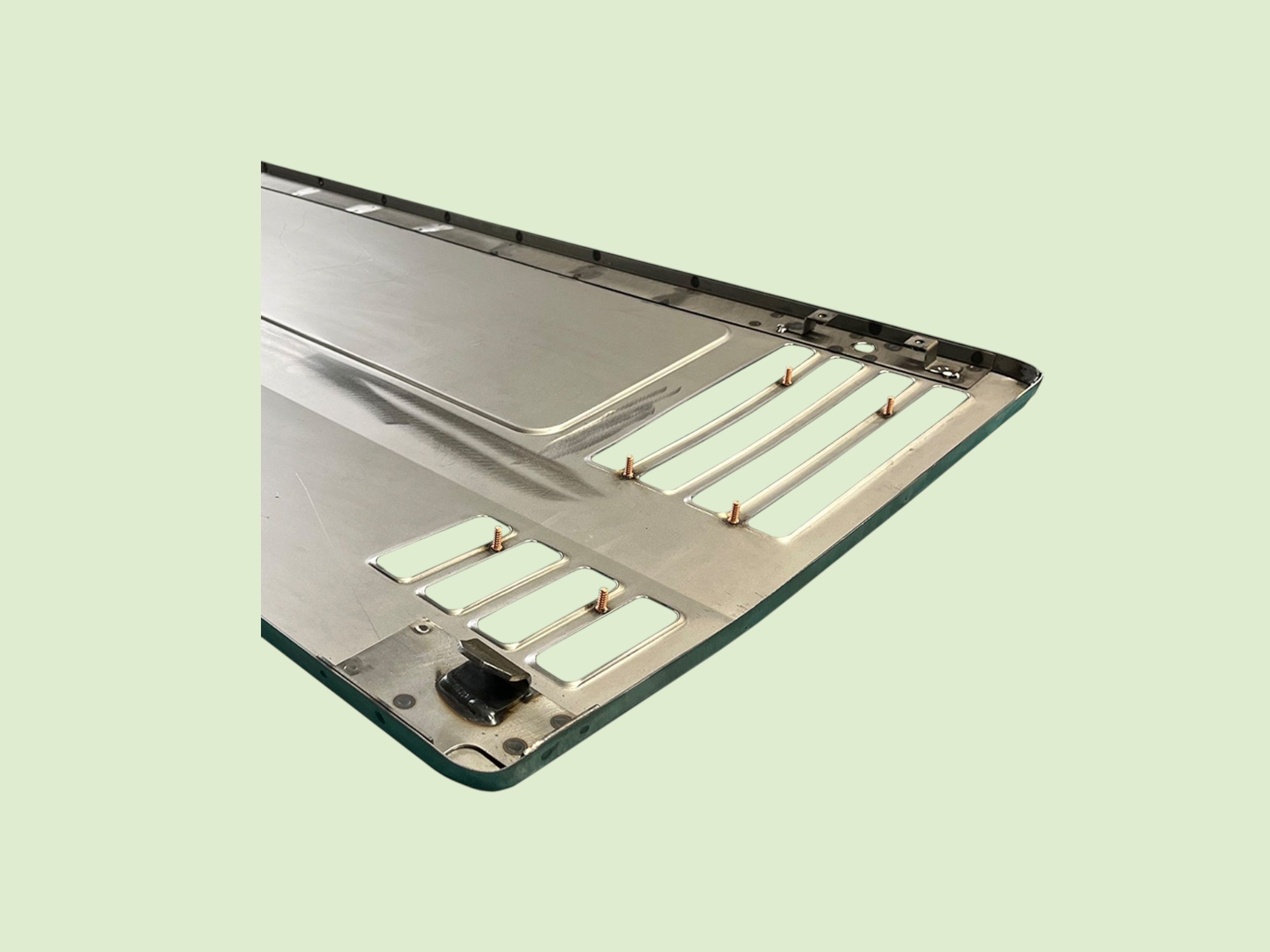 Seitendeckel Links MB-Trac 1000-1100 - Motorkaplinks2mb0059 photoroom - MB0059