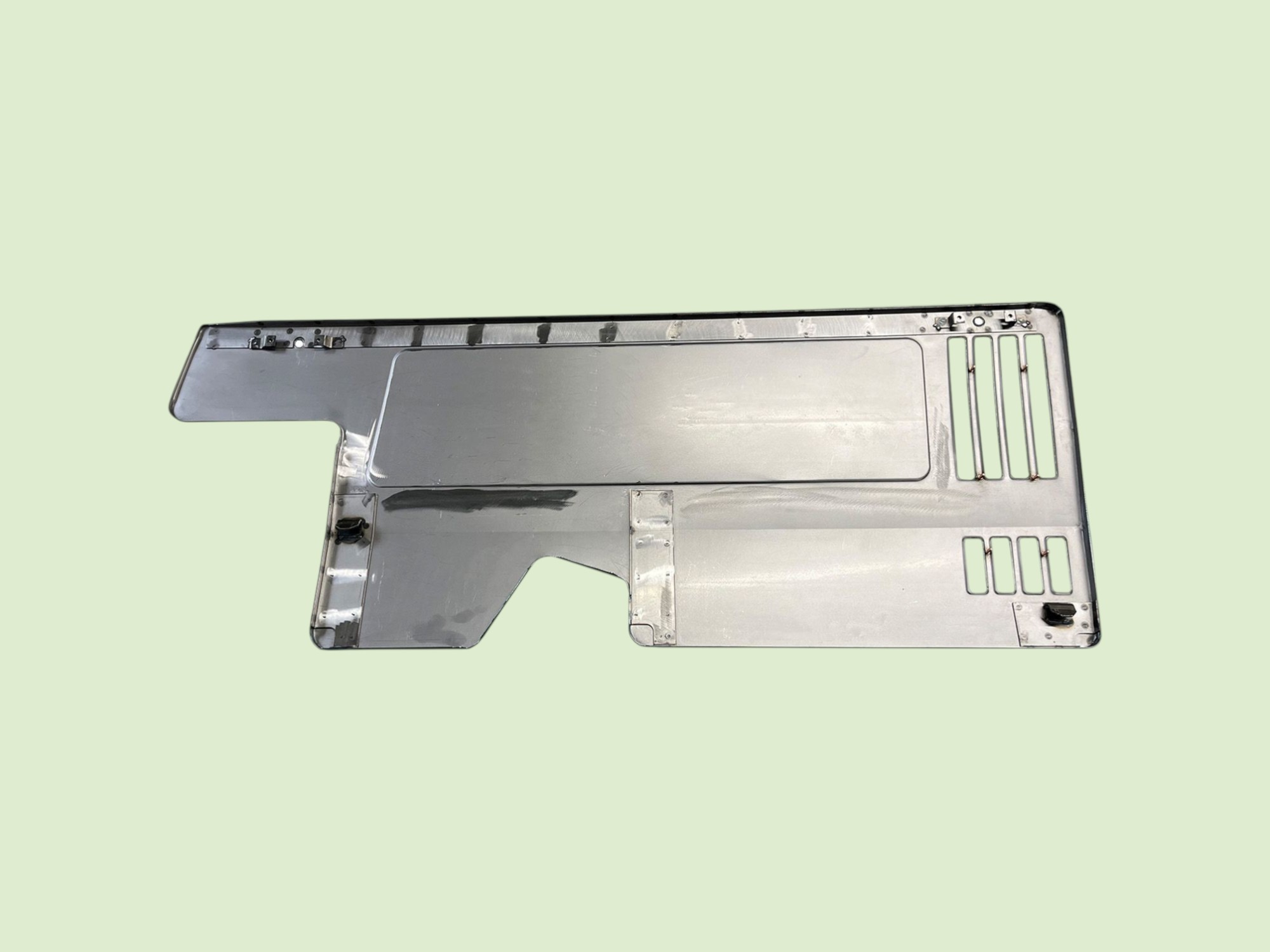Seitendeckel Links MB-Trac 1000-1100 - Motorkaplinks3mb0059 photoroom - MB0059