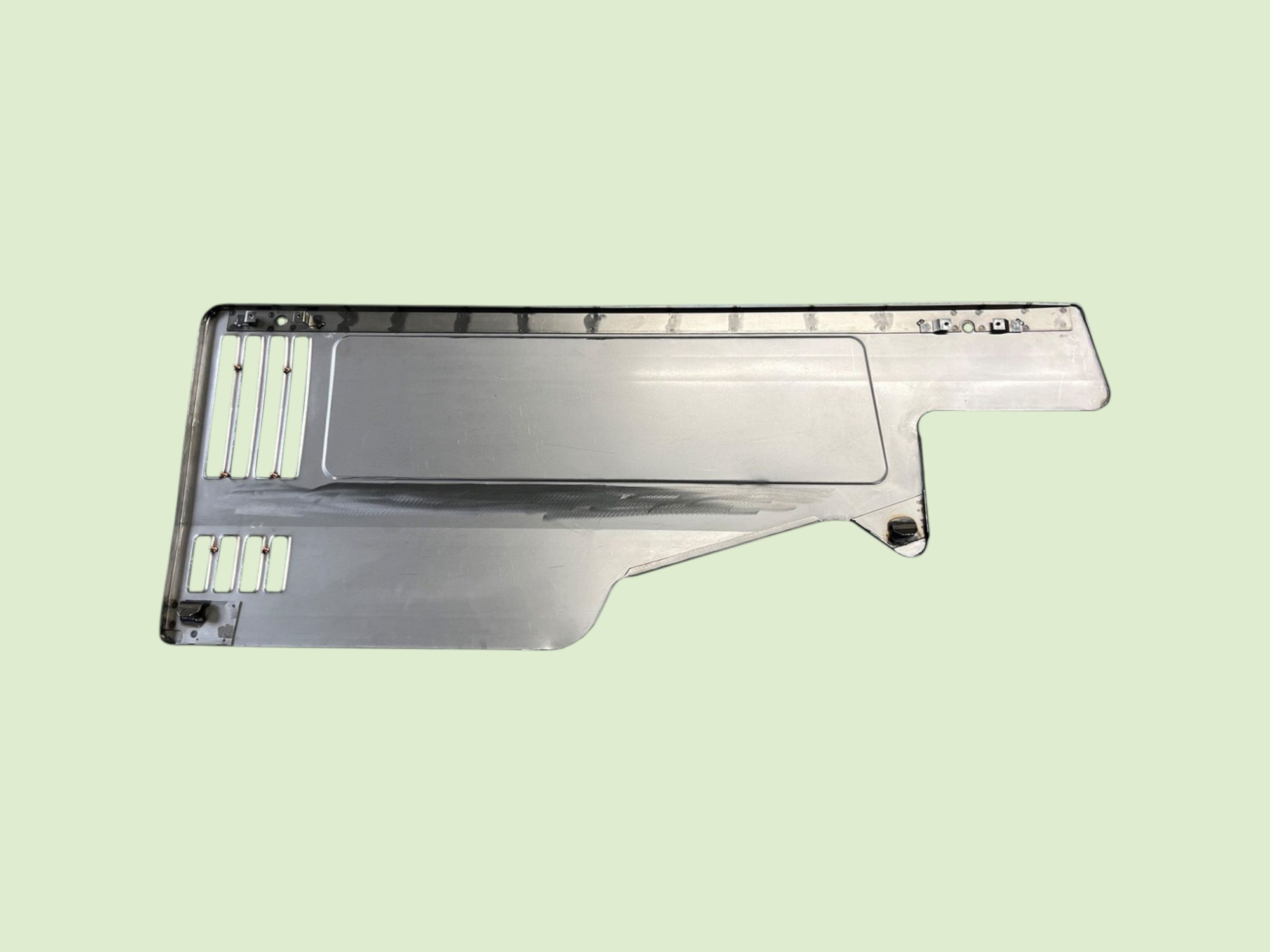 Rechter zijdeksel motorkap MB-Trac 1000-1100 - Motorkaprecht3mb0060 photoroom - MB0060