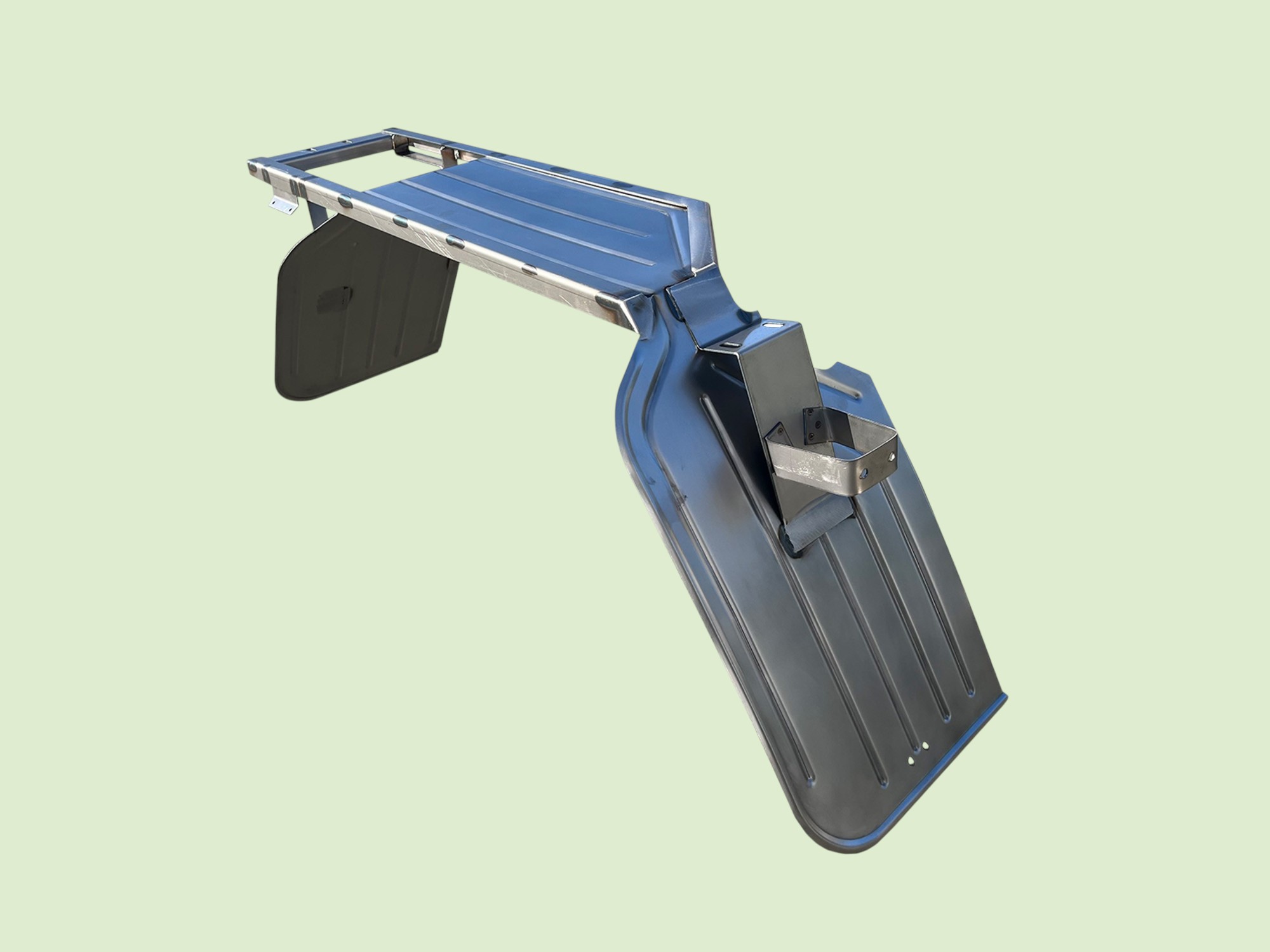 Spatbord links achter U424/425/427 etc. U-serie - Spatbordlinksa1um0187 photoroom - UM0187