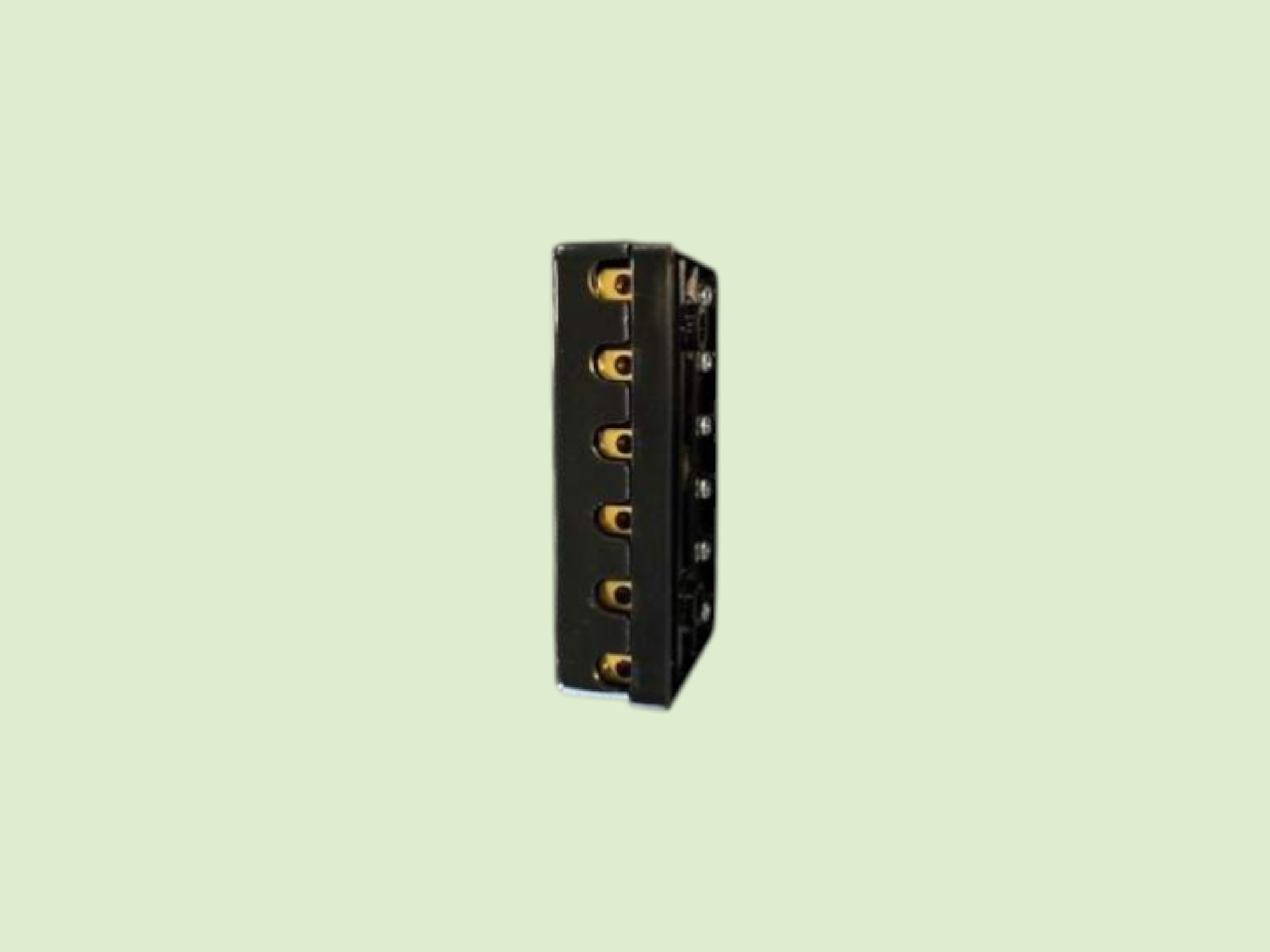 Fuse Unit - Zekering unit 10140u photoroom 1 - 10140U
