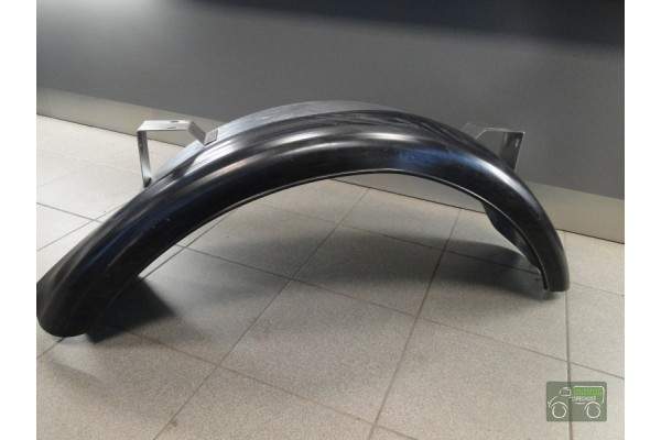 Fender with rubber right rear 421