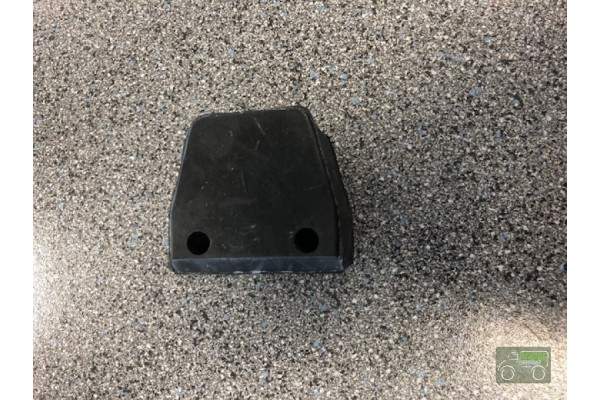 Bump rubber lid of container