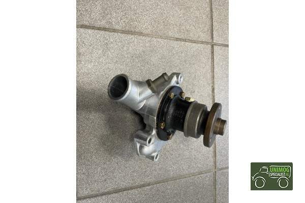 Waterpomp Unimog 404 M180 compleet